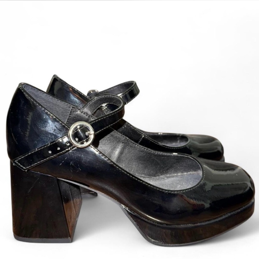 Steve Madden Black Platform Mary Jane Heels